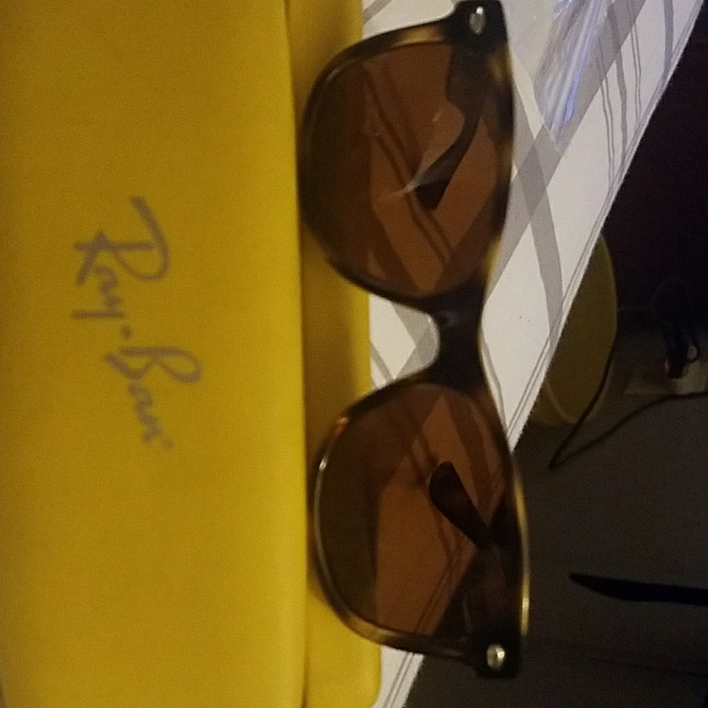 Ladies Ray Ban frames